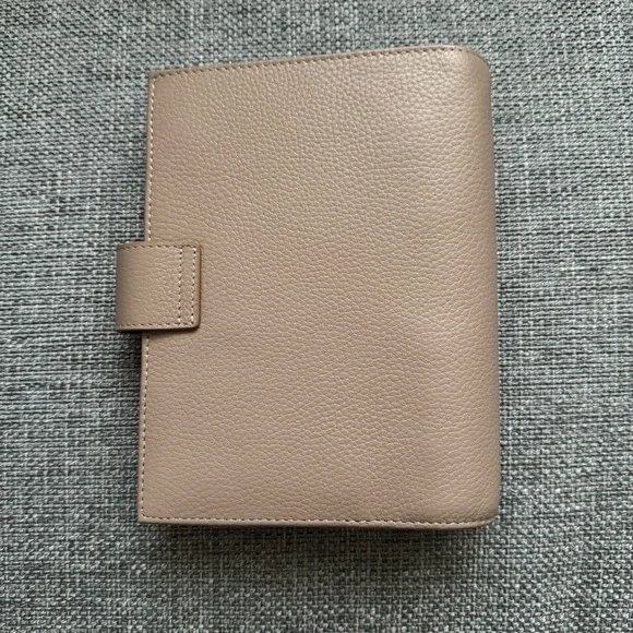 Moterm Personal Luxe Planner in Taupe - Picture 3 of 3